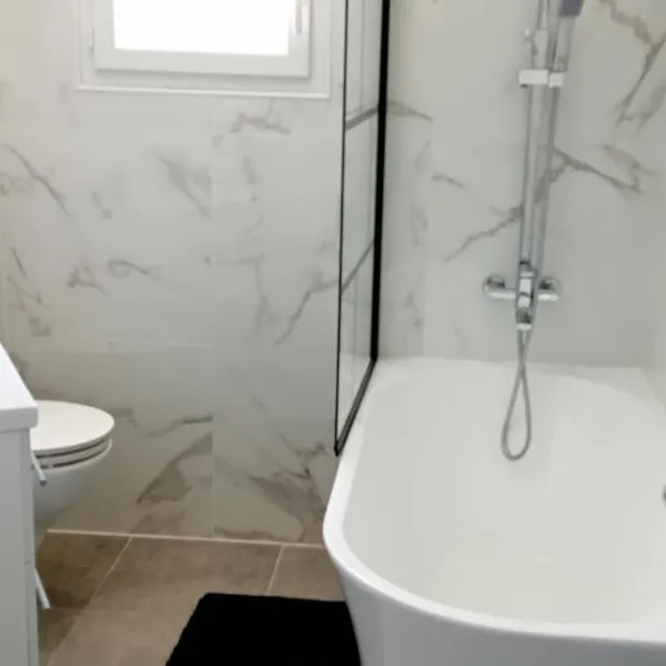 Chez Jacques，位于拉努韦勒港的酒店