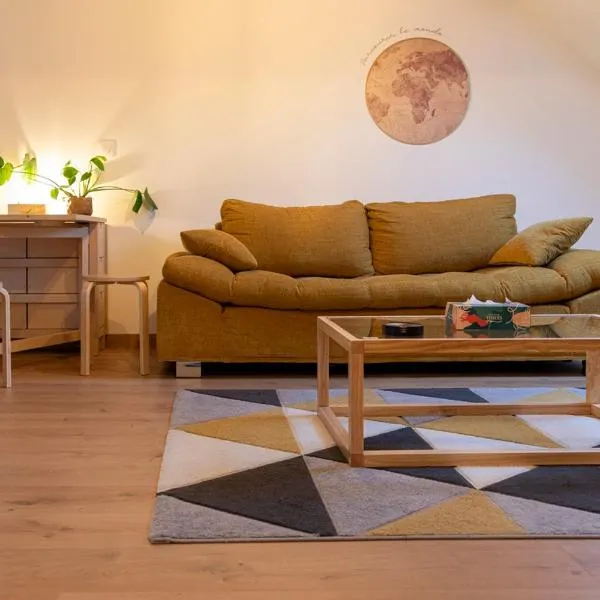 Joli appartement Cosy，位于塞纳河畔诺让的酒店