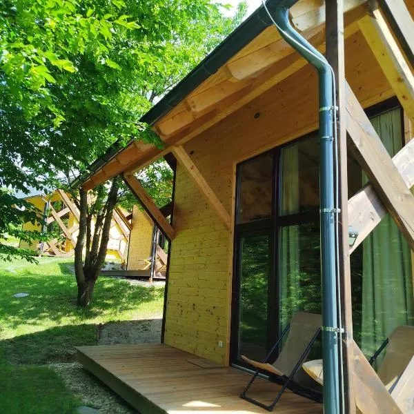 Glamping Apiturizem Kr'Bee，位于Mala Nedelja的酒店