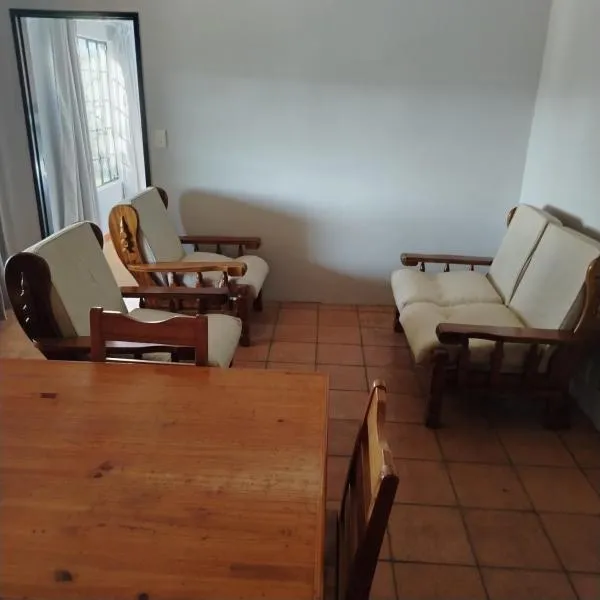 Heights，位于Cedara的酒店