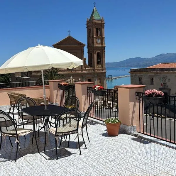 Casa Vacanze Mazzini, amazing Rooftop!，位于泰尔米尼伊梅雷塞的酒店