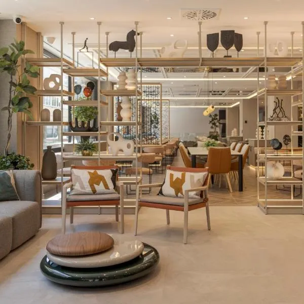 伊鲁尼翁罗曼瑞达酒店，位于萨拉戈萨的酒店