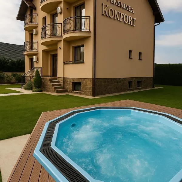 潘西亚尼孔福特酒店，位于百乐费利克斯的酒店