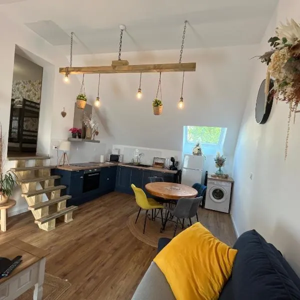 Logement cosy et confortable.，位于图罗特的酒店