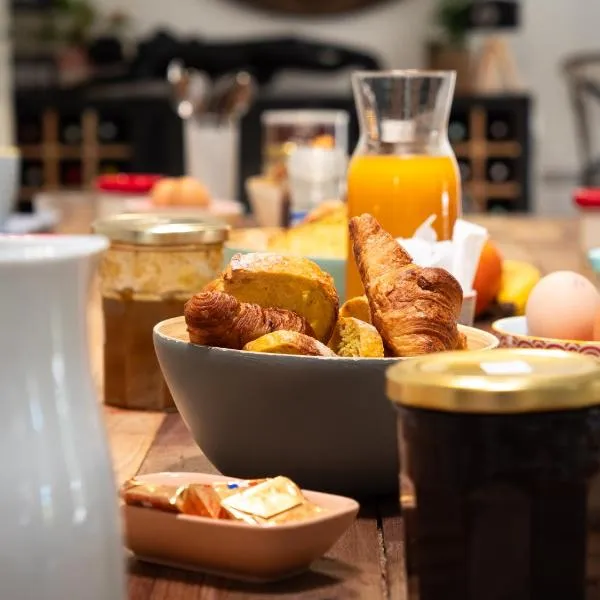 La Villa Herbert Maison d'hôtes à Andernos，位于安德诺莱斯贝恩的酒店