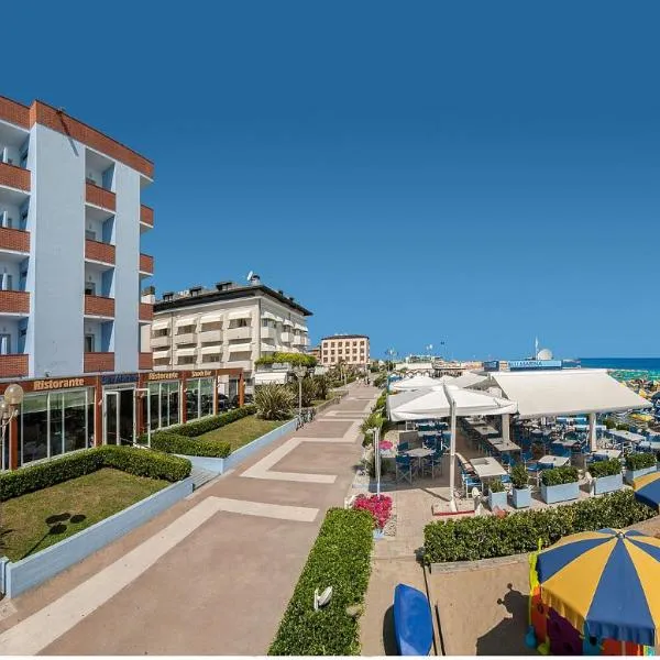 Hotel Marina，位于Novilara的酒店