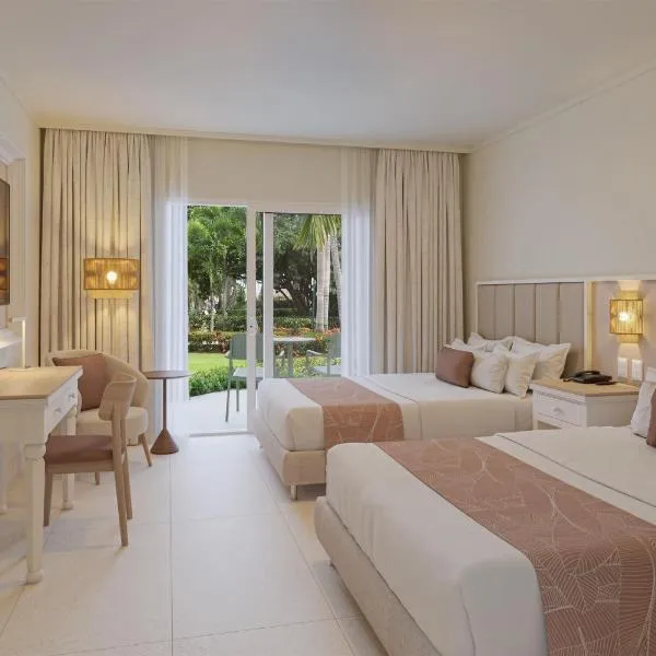 Wyndham Alltra Punta Cana All Inclusive Resort，位于蓬塔卡纳的酒店