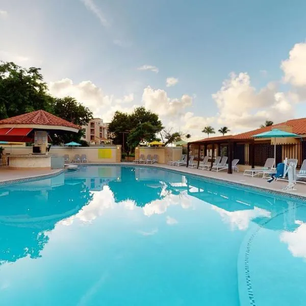 Park Royal Homestay Club Cala Puerto Rico，位于乌马考的酒店