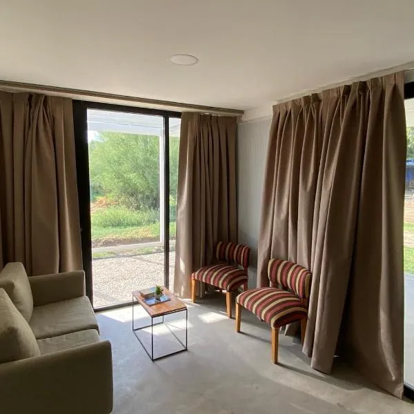 Duo，位于卡尔韦的酒店