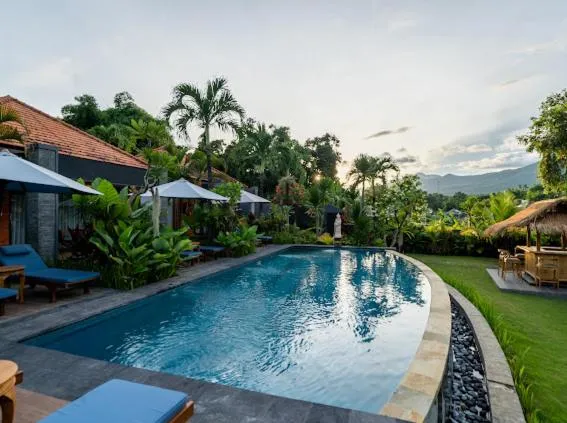 The Manja Retreat Lovina，位于布莱伦的酒店