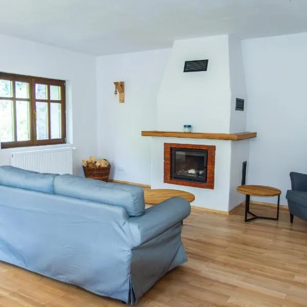 Jókai Guesthouse，位于图什纳德的酒店