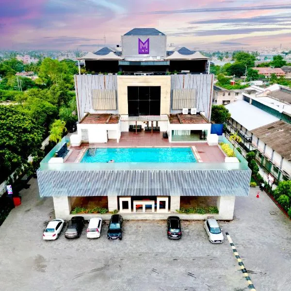 M Inn，位于哥印拜陀的酒店