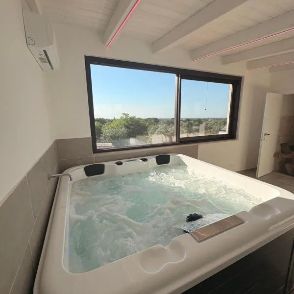 Dimora Rotolo，位于卡斯特拉纳格罗泰的酒店