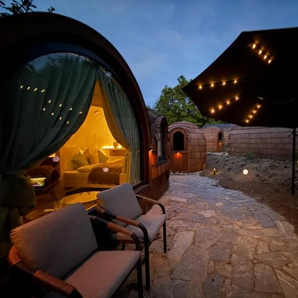 NEU Feinzeit Chalet mit privater Sauna，位于Frensdorf的酒店