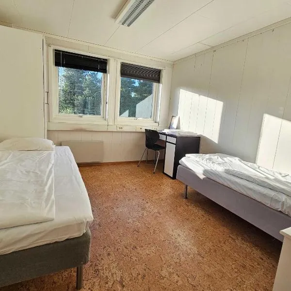 Twin room 201 - near Kristiansand，位于Vigeland的酒店
