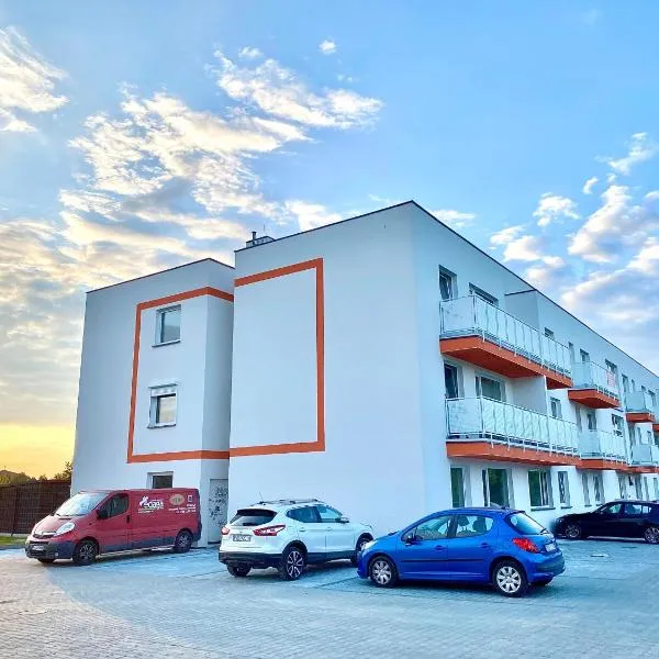 Apartament Krakowska - winda, parking，位于大波兰地区奥斯特鲁夫的酒店
