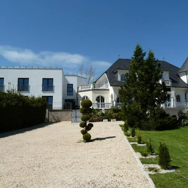 Gästehaus Villa Casamia，位于施马尔卡尔登的酒店