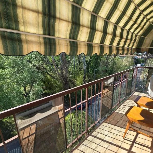 350m dal mare - Wi-Fi, Elegante, Tranquillo，位于蓬他码头的酒店