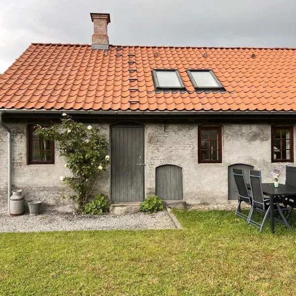 Stalden ved Hjarbækgård，位于Løgstrup的酒店