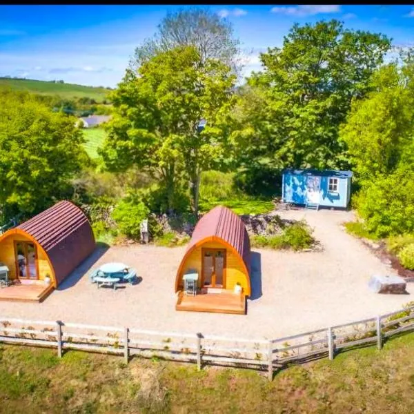 Westport Glamping at Doon Angus Farm，位于韦斯特波特的酒店