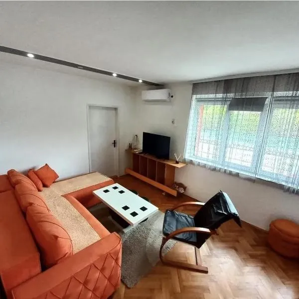 Apartman 2M Prijepolje，位于Šarampov的酒店