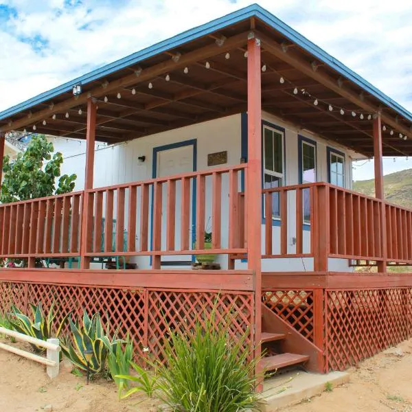 Lirios Tiny House en Valle de Guadalupe，位于瓜达鲁佩镇的酒店