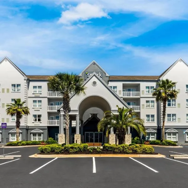 Spark by Hilton Panama City Beach，位于巴拿马城海滩的酒店