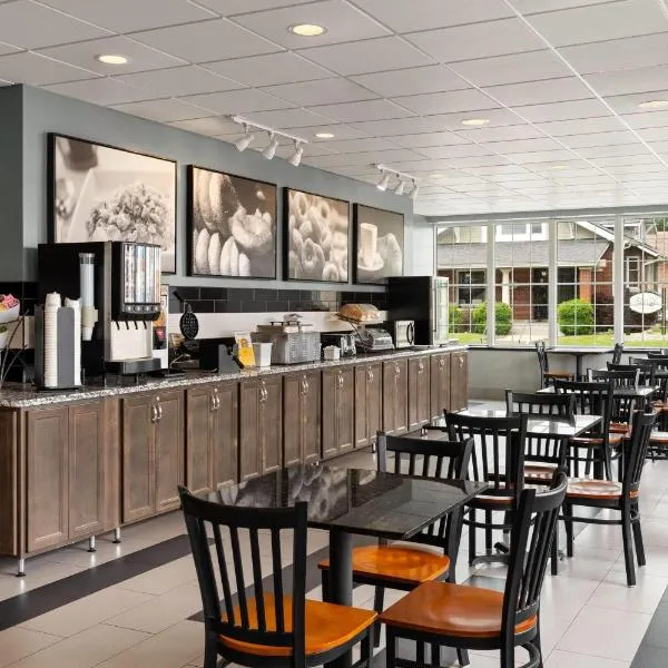 杰斐逊城贝蒙特套房酒店，位于杰斐逊城的酒店