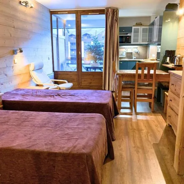Studio charmant et confortable Brides Les Bains，位于布里德莱班的酒店