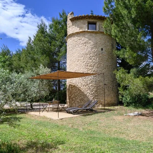 Gîte de charme face au Luberon, avec Jacuzzi，位于奥佩德的酒店