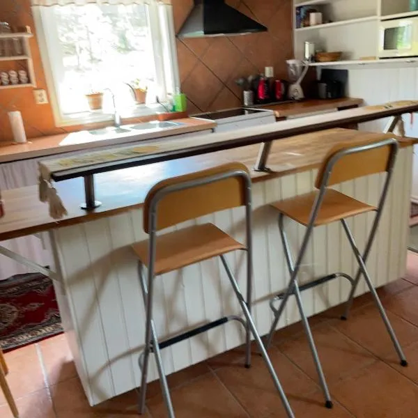Nästeviken Björkhaget，位于Nästeviken的酒店