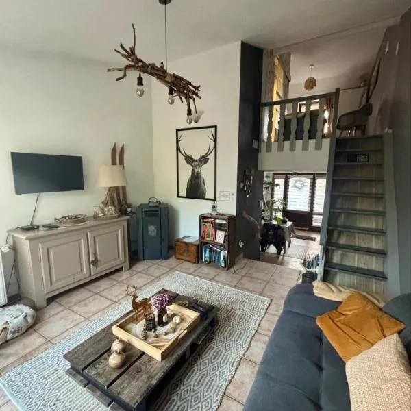 Chez Seb & Lulu, studio d'hôtes，位于讷沙托的酒店