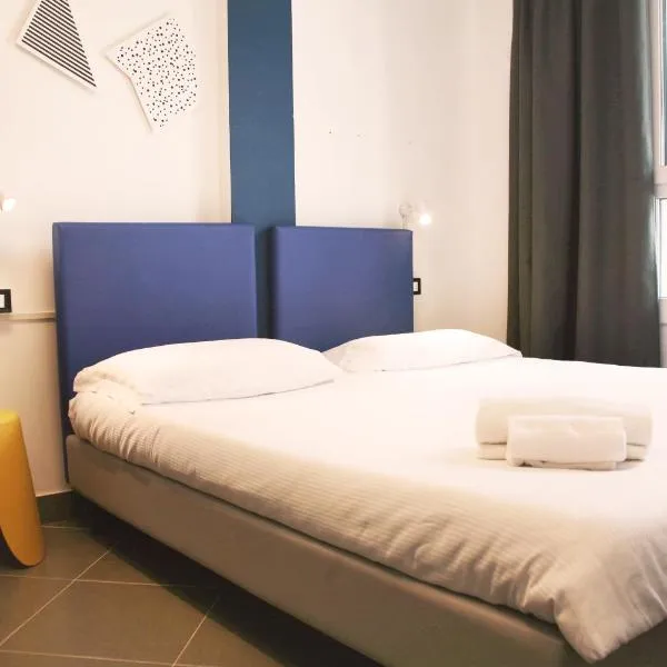 Lecco Hostel & Rooms，位于莱科的酒店