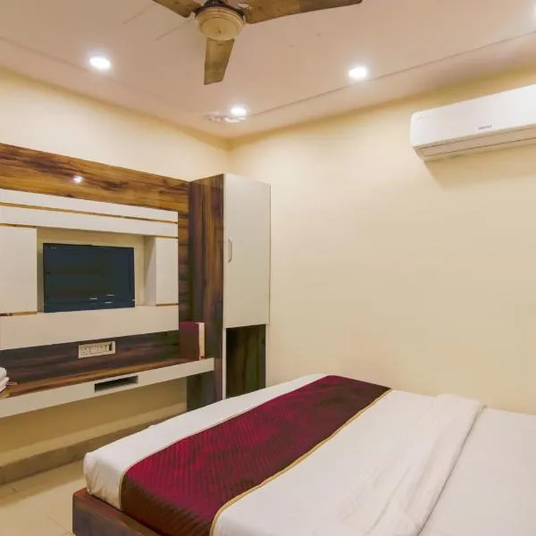 Star Palace by The Vivan Stay New Delhi Railway Station，位于新德里的酒店