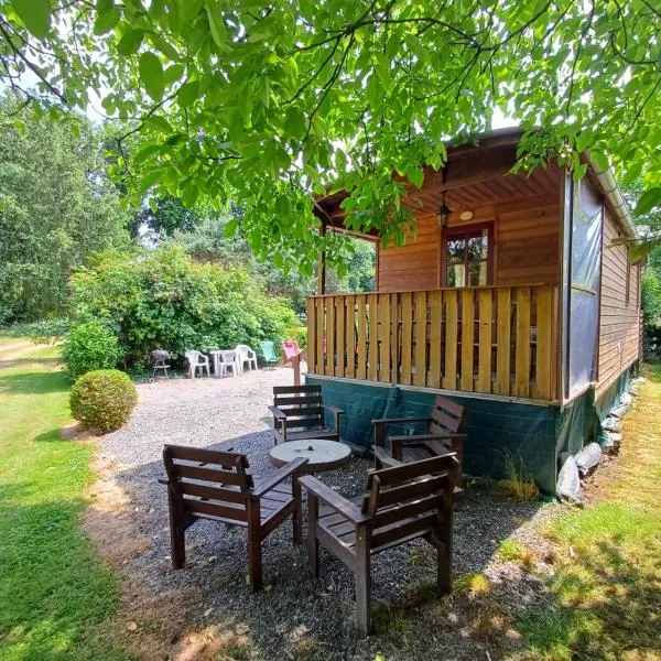 La Roulotte Authentique au pays de George Sand avec piscine，位于Mouhers的酒店