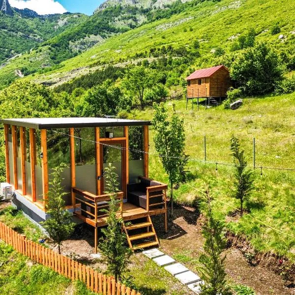 Arditi's Cabin，位于Bogë的酒店