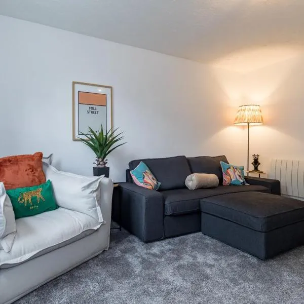 Countryside Stay Near JCB, Peaks & Alton Towers，位于Rocester的酒店