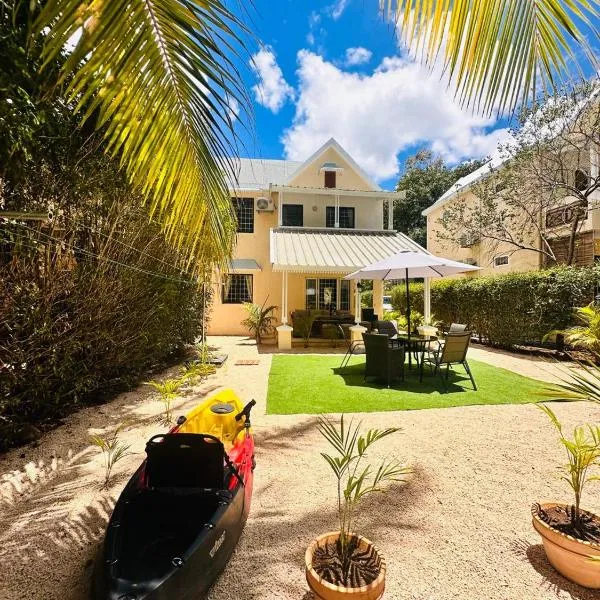 Sands Beach LUX Villa Flic en Flac，位于弗利康弗拉克的酒店
