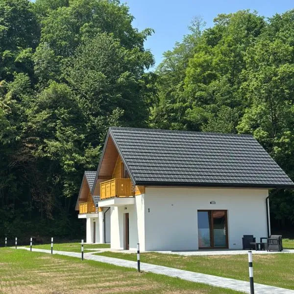 Pod Dębem，位于Zabrzeź的酒店