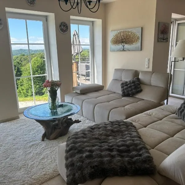 Villa Natural Paradise，位于Kleinfrannach的酒店