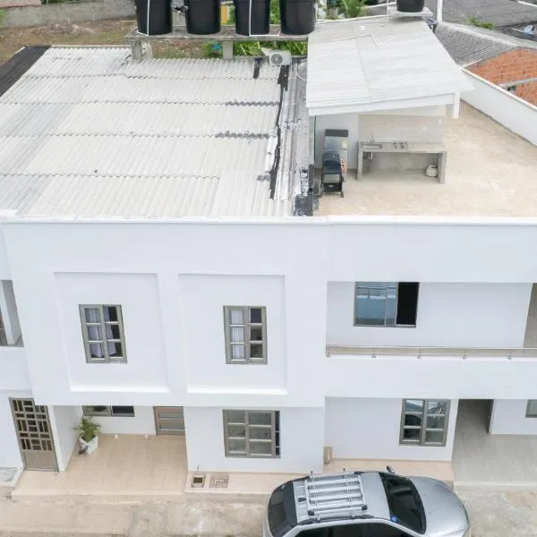 Casa Vianca Beach，位于Estación El Salto的酒店