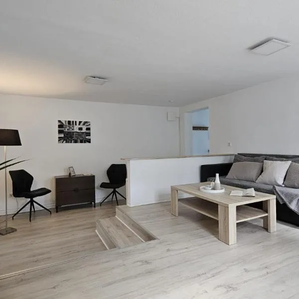 2 Zimmer Ferienwohnung mit Terrasse，位于艾谢德的酒店