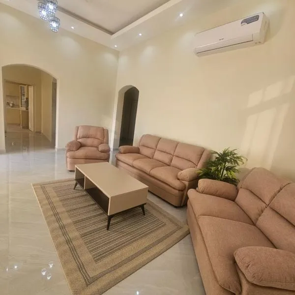 White Mountain House，位于Sharīyah的酒店