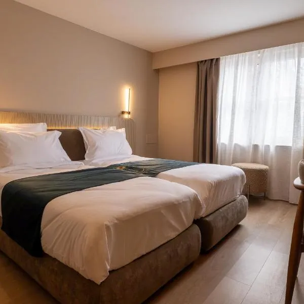 Hôtel Hemera，位于图尔奈的酒店