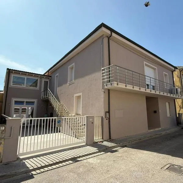 La terrazza guest house，位于蓬萨科的酒店
