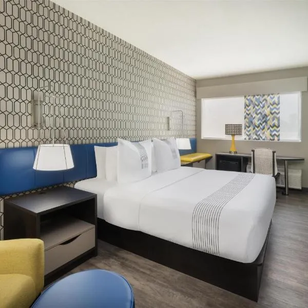 GLō Best Western Tulsa-Catoosa East Route 66，位于卡图萨的酒店