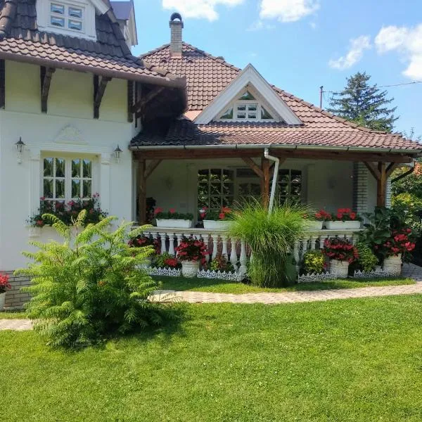 Ágnes Nyaralóház，位于希欧福克的酒店