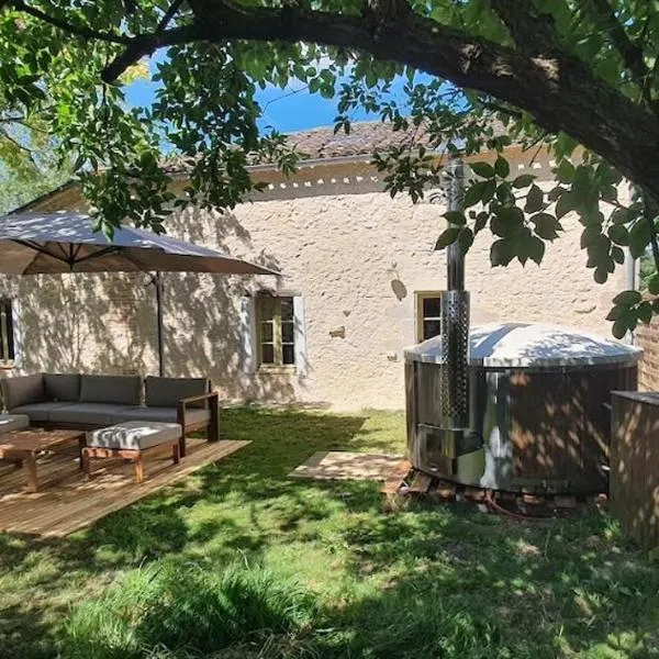 Maison de campagne avec bain nordique，位于蒙夫朗屈安的酒店