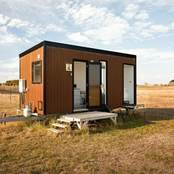 Lough View Cabin by Tiny Away，位于Rosebrook的酒店