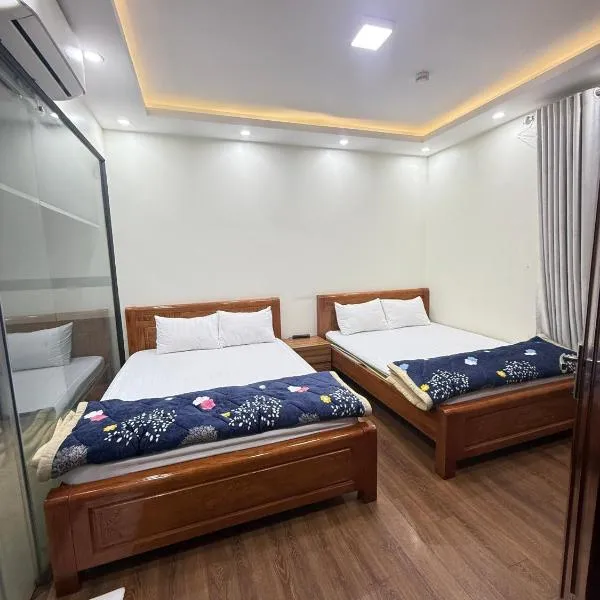 Hoàng Gia Motel，位于Làng Tiên Cát的酒店